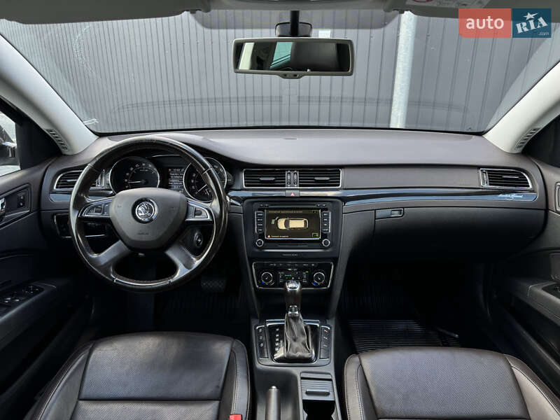 Универсал Skoda Superb 2014 в Самборе