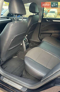 Лифтбек Skoda Superb 2012 в 