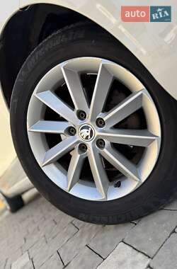 Универсал Skoda Superb 2015 в 