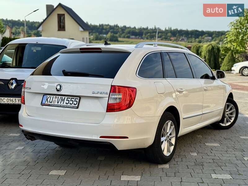 Универсал Skoda Superb 2015 в Дрогобыче