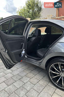Лифтбек Skoda Superb 2023 в 