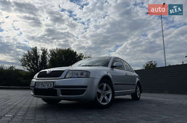 Лифтбек Skoda Superb 2008 в 