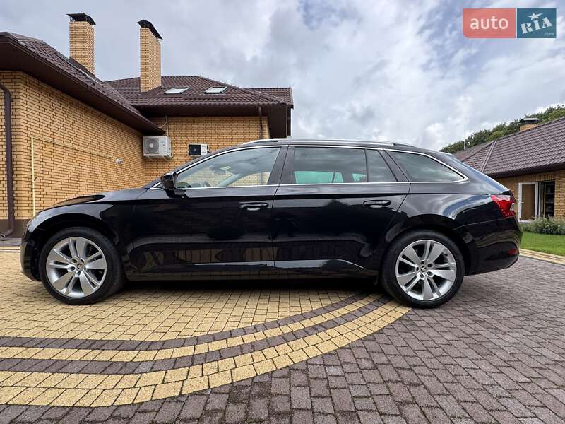 Универсал Skoda Superb 2022 в Луцке