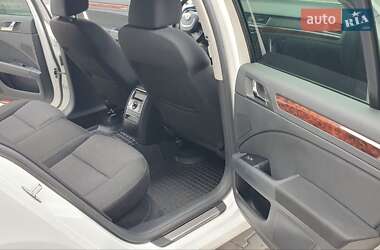 Лифтбек Skoda Superb 2012 в 