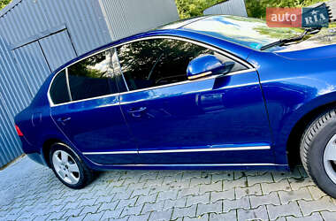 Лифтбек Skoda Superb 2009 в 