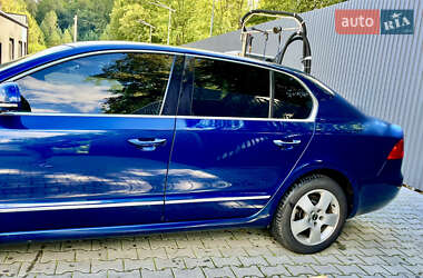 Лифтбек Skoda Superb 2009 в 