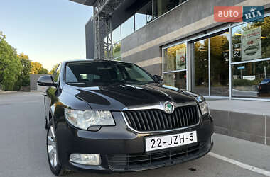 Лифтбек Skoda Superb 2010 в Тернополе