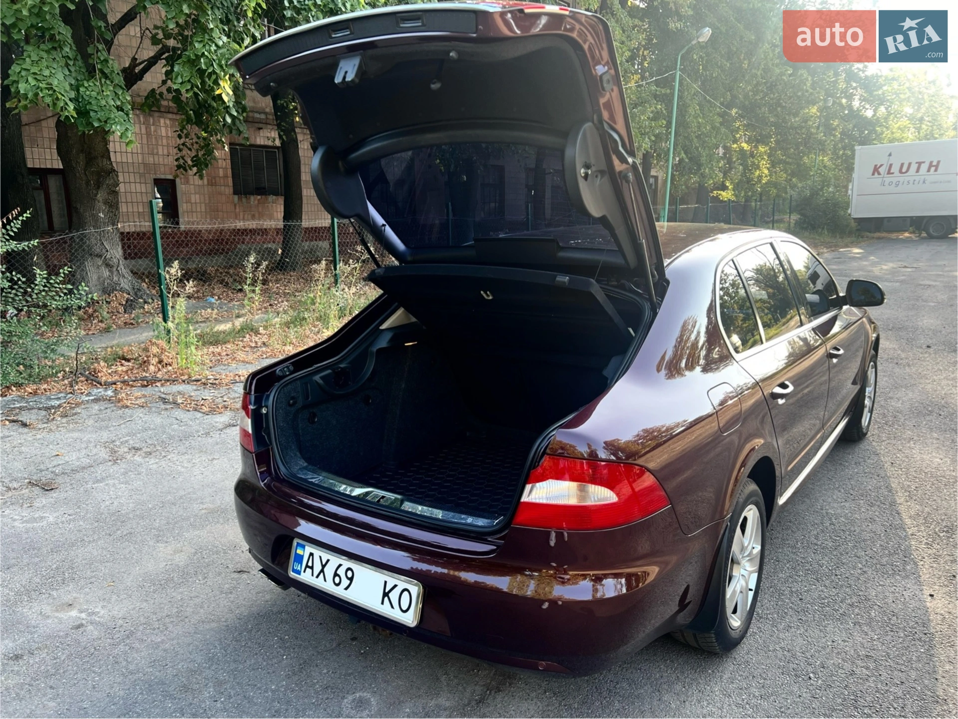 2011 Skoda Superb - мініатюра 9