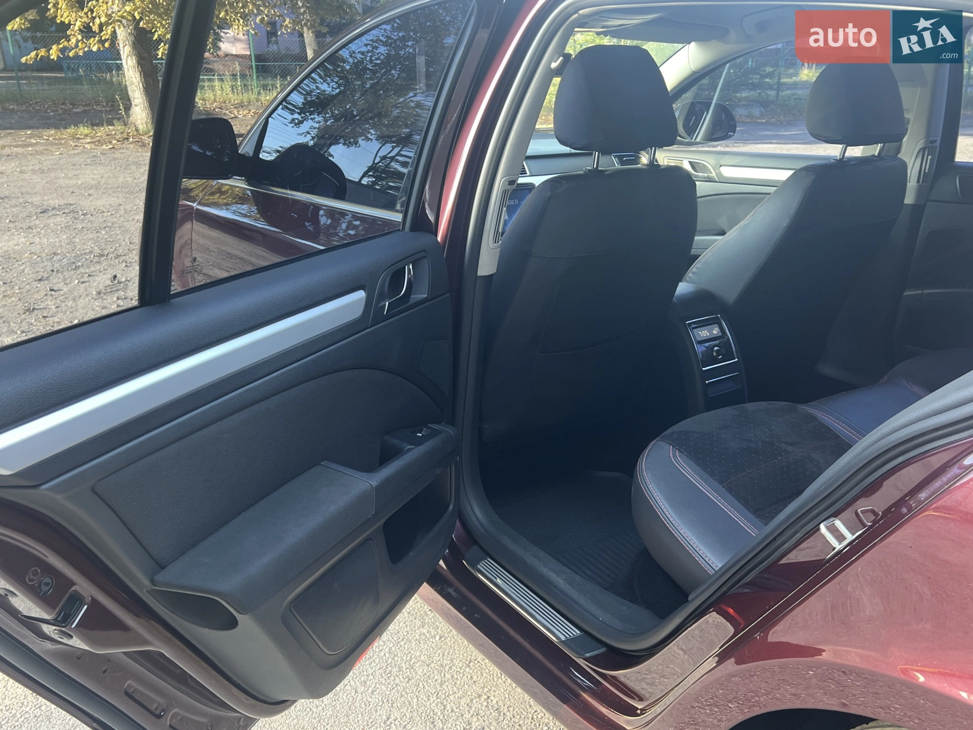 2011 Skoda Superb - мініатюра 17