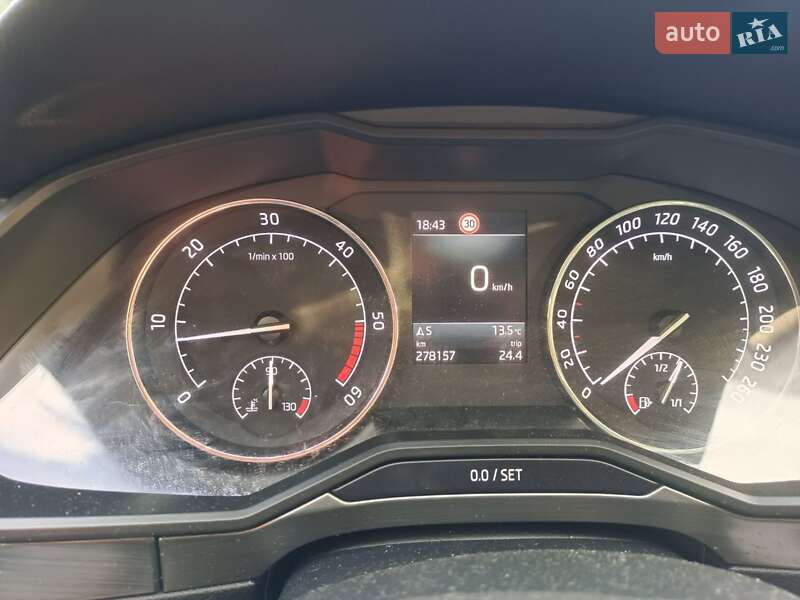 Универсал Skoda Superb 2018 в Хусте