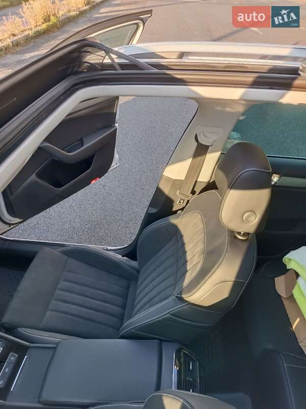 Универсал Skoda Superb 2018 в Хусте