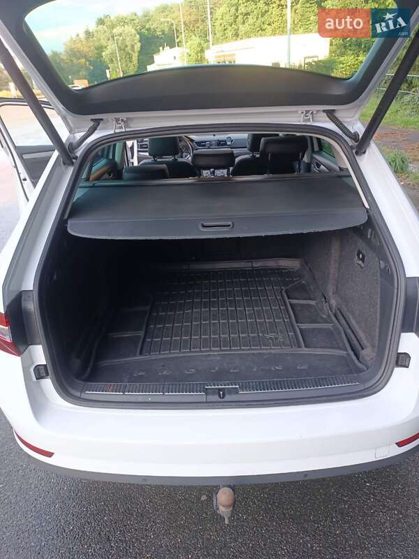 Универсал Skoda Superb 2018 в Хусте