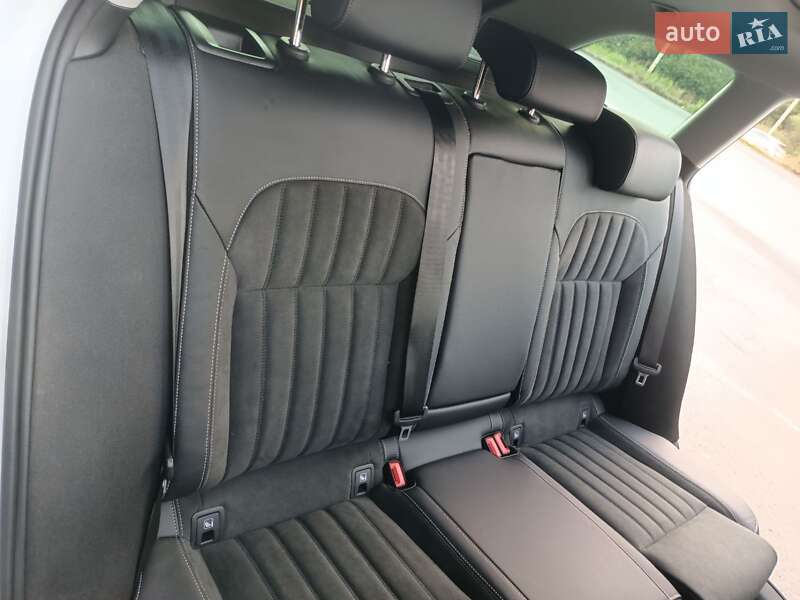 Универсал Skoda Superb 2018 в Хусте