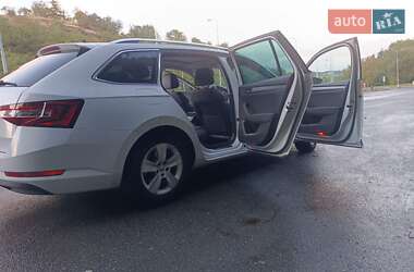 Универсал Skoda Superb 2018 в 