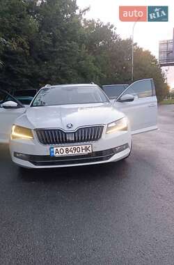 Универсал Skoda Superb 2018 в 