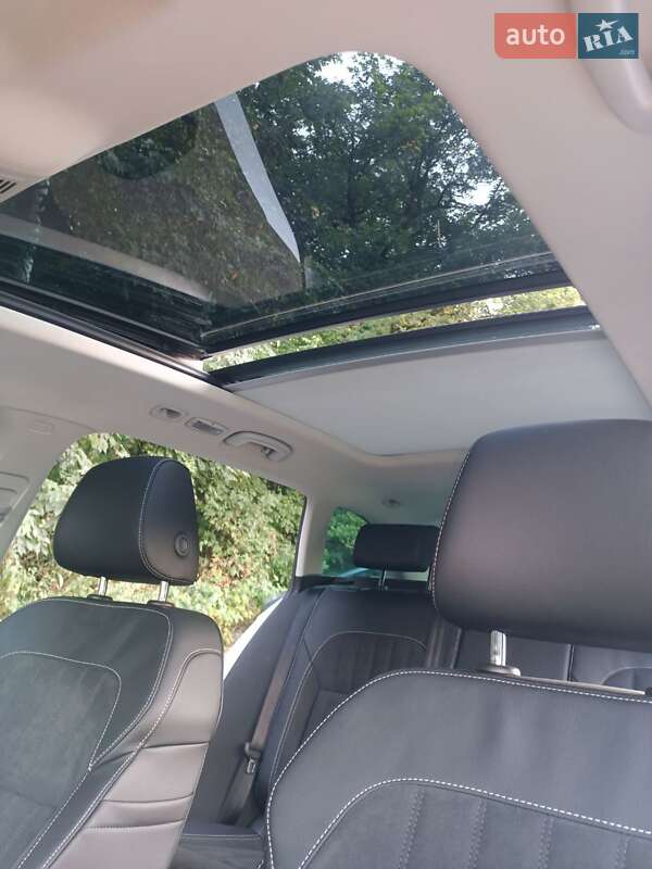 Универсал Skoda Superb 2018 в Хусте