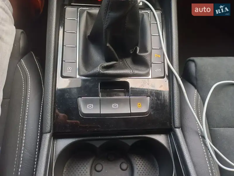 Skoda Superb 2018 VIN TMBJH7NP8K7023404 фото оголошення 83 з 125