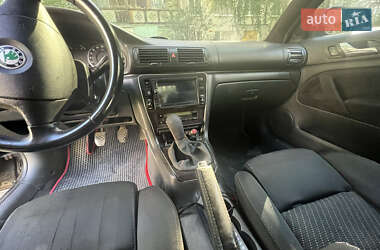 Лифтбек Skoda Superb 2006 в 