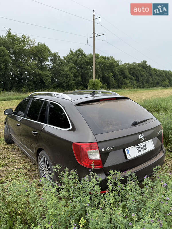 Универсал Skoda Superb 2014 в Сумах