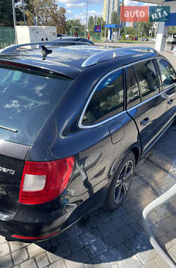 Универсал Skoda Superb 2012 в 