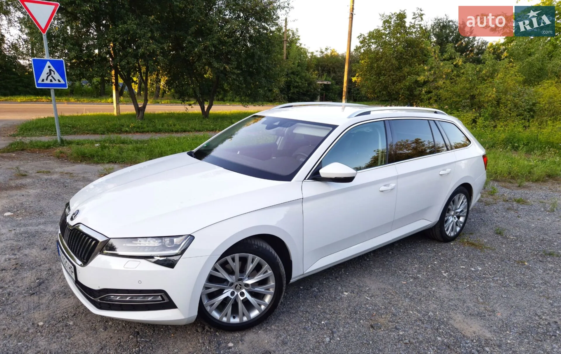2019 Skoda Superb - мініатюра 12