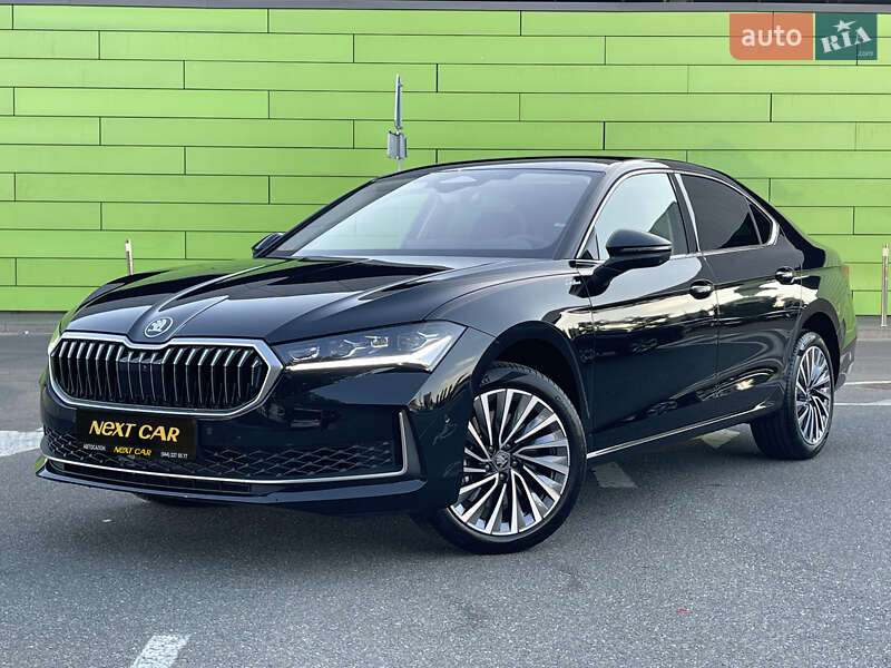 Лифтбек Skoda Superb 2025 в 
