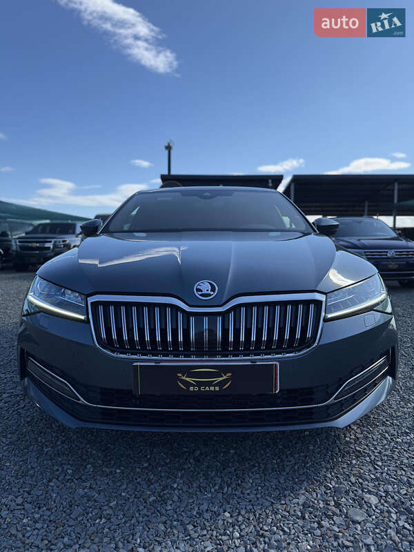 Ліфтбек Skoda Superb 2020 в Мукачевому
