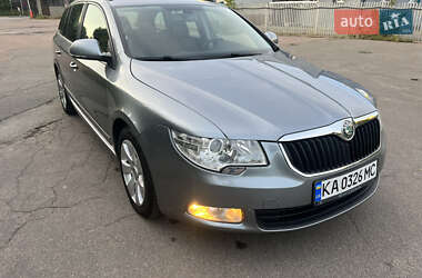 Универсал Skoda Superb 2013 в 