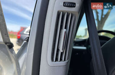 Лифтбек Skoda Superb 2013 в 
