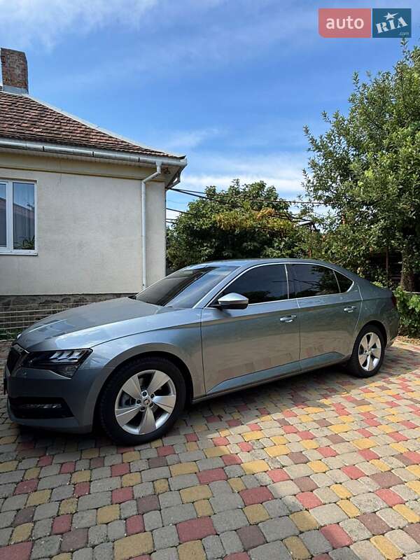 Лифтбек Skoda Superb 2019 в Мукачево