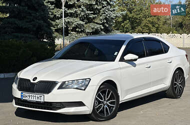 Лифтбек Skoda Superb 2015 в Павлограде