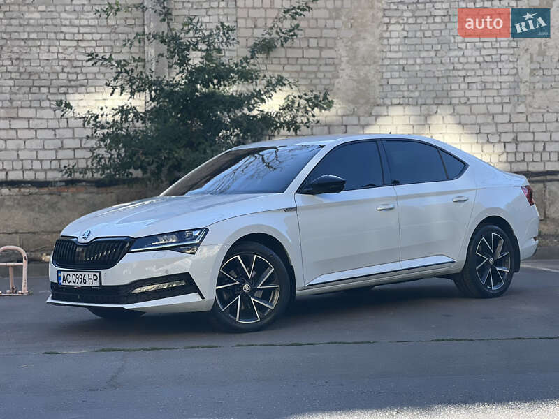 Лифтбек Skoda Superb 2022 в Одессе