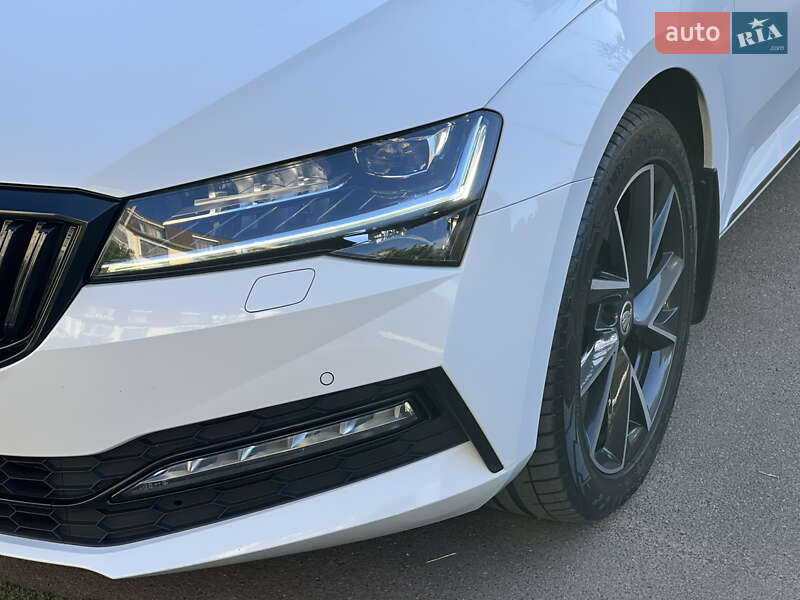 Лифтбек Skoda Superb 2022 в Одессе