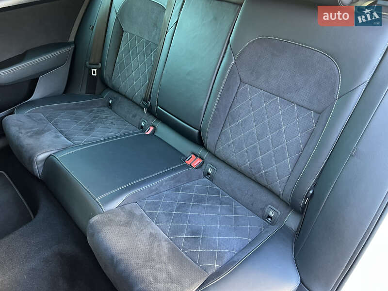 Лифтбек Skoda Superb 2022 в Одессе