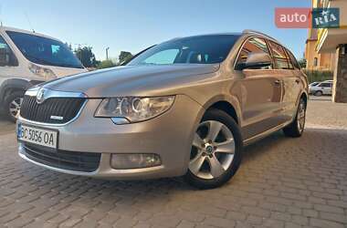 Універсал Skoda Superb 2012 в Львові