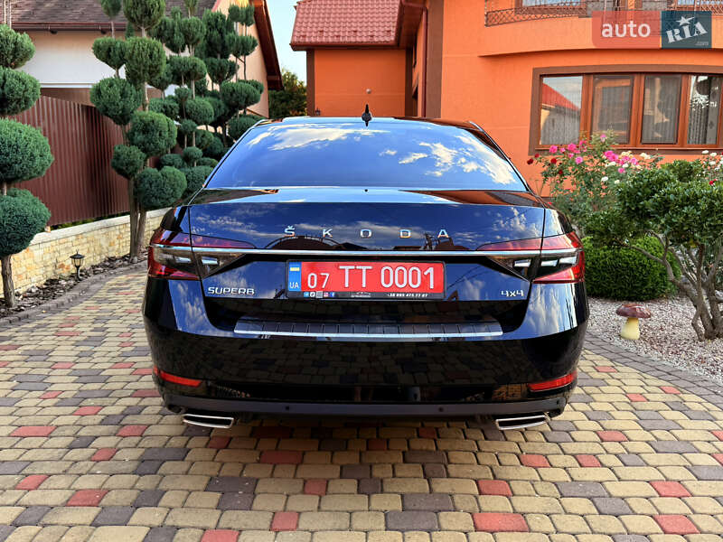 Ліфтбек Skoda Superb 2020 в Мукачевому