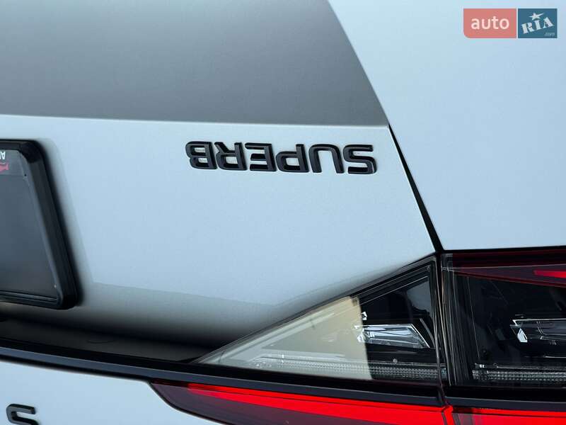 Универсал Skoda Superb 2021 в Луцке