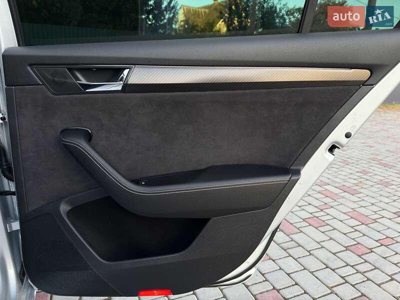 Универсал Skoda Superb 2021 в Луцке