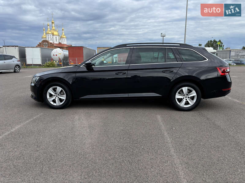 Универсал Skoda Superb 2019 в Ковеле