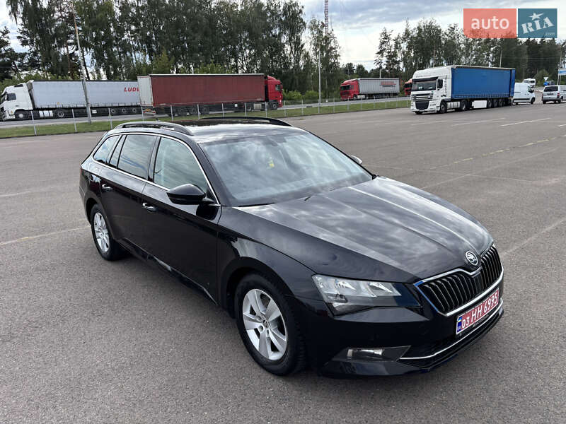 Универсал Skoda Superb 2019 в Ковеле