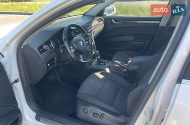 Лифтбек Skoda Superb 2013 в 