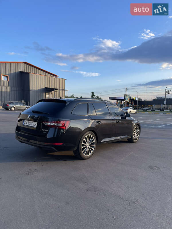Универсал Skoda Superb 2015 в Ирпене