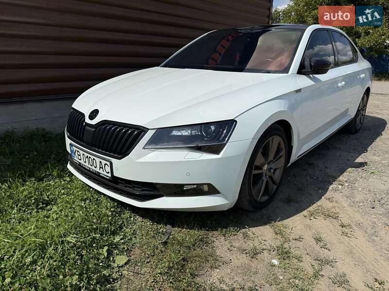 Универсал Skoda Superb 2017 в Тульчине
