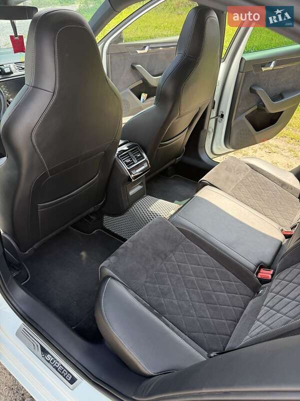 Универсал Skoda Superb 2017 в Тульчине
