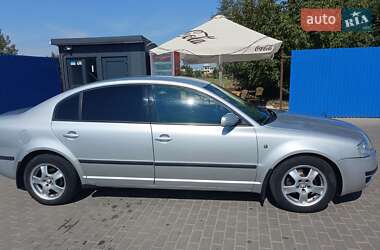 Лифтбек Skoda Superb 2006 в 