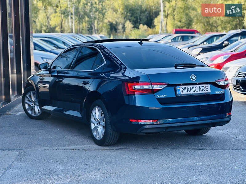 Лифтбек Skoda Superb 2018 в Харькове