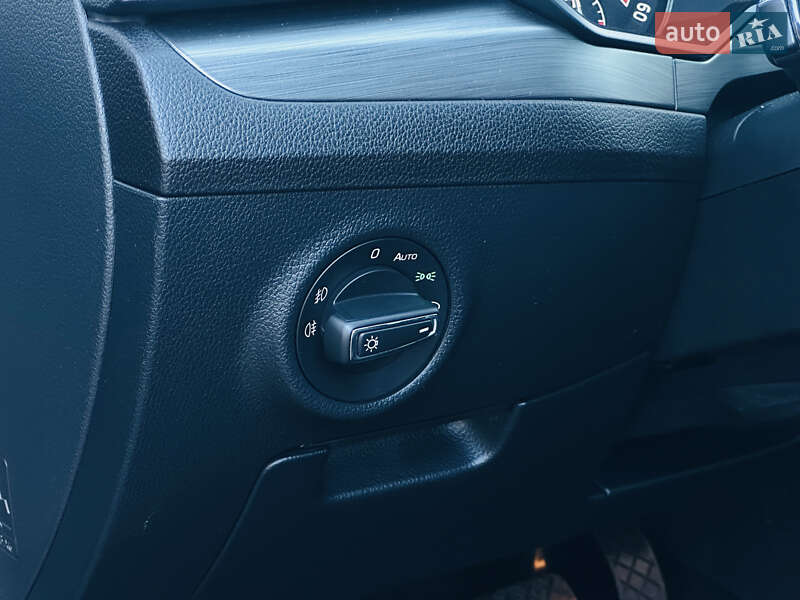 Лифтбек Skoda Superb 2018 в Харькове