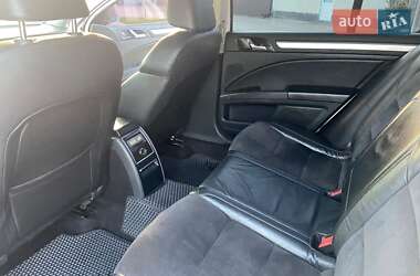 Лифтбек Skoda Superb 2009 в 