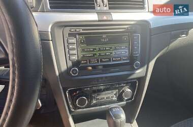 Лифтбек Skoda Superb 2013 в 