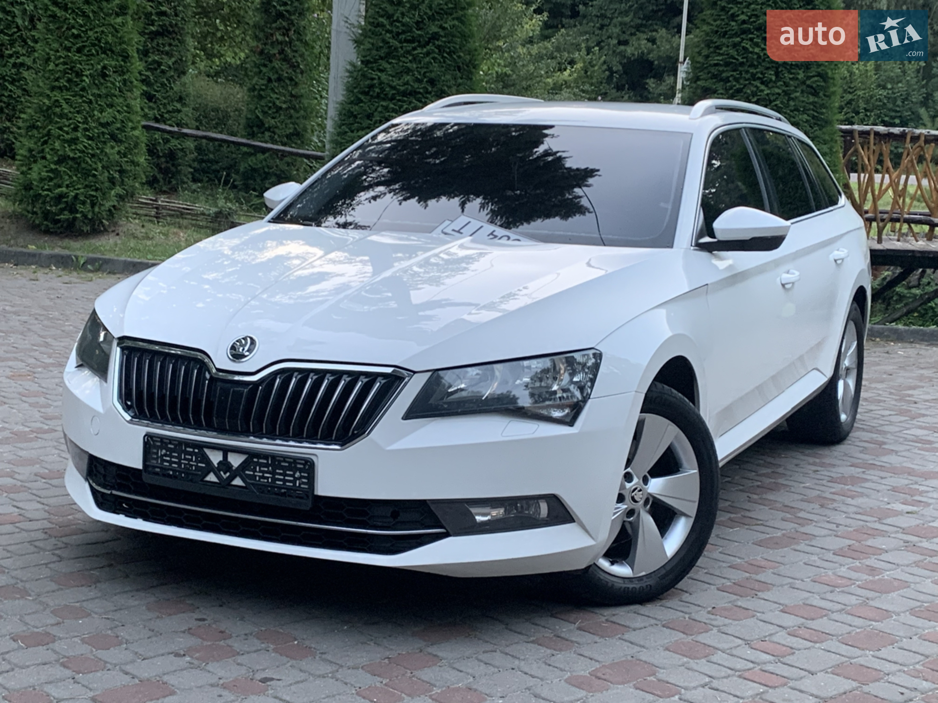 2017 Skoda Superb - мініатюра 4